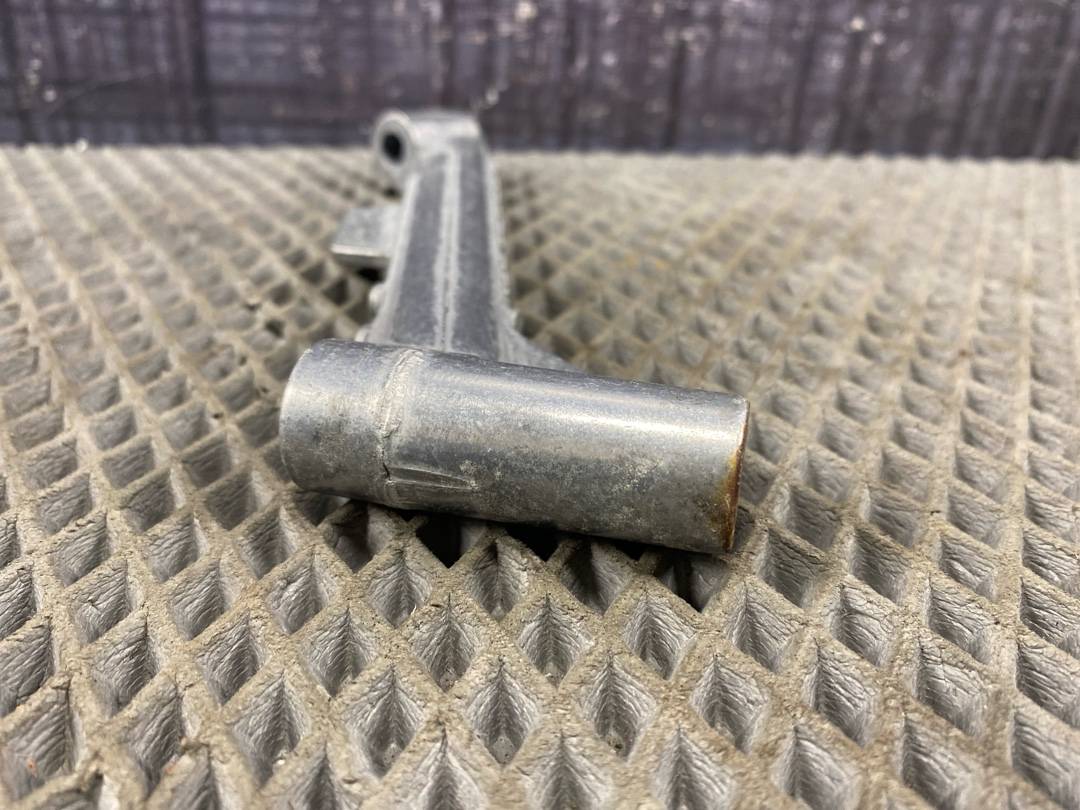 Кронштейн, 357 рублей, Красноярск