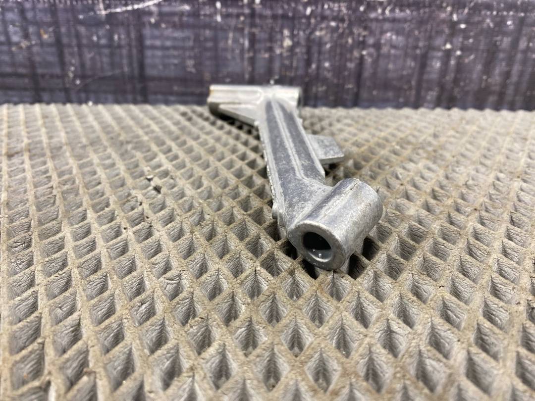 Кронштейн, 357 рублей, Красноярск