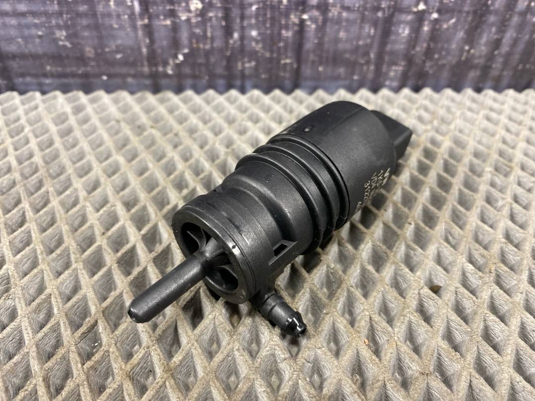 Мотор бачка стеклоомывателя, 757 рублей, Красноярск