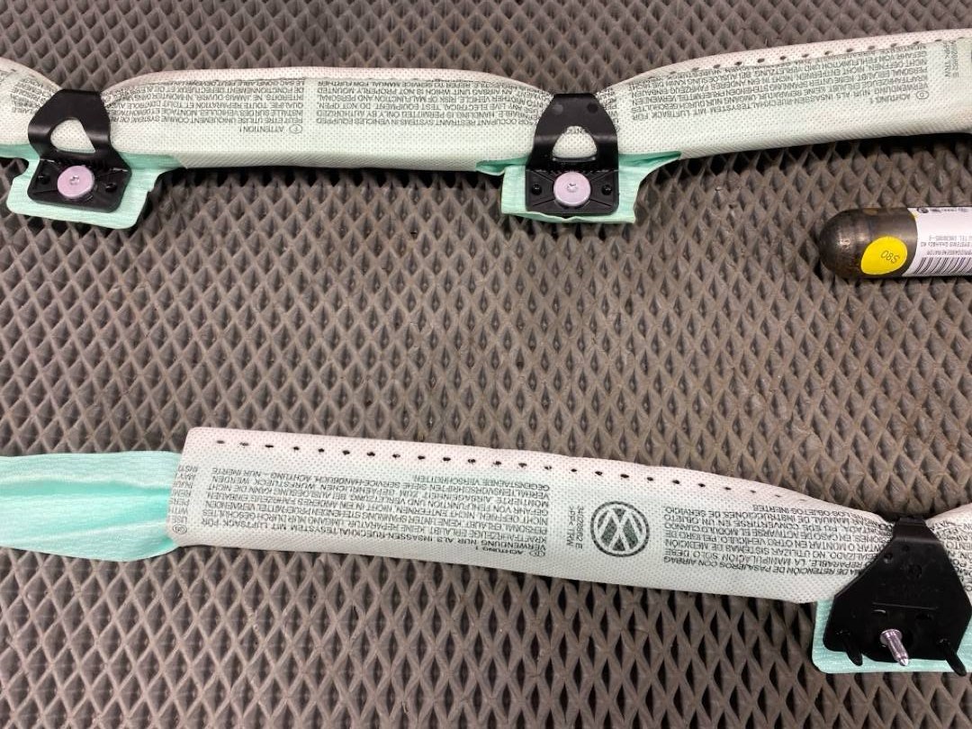 Подушка безопасности, 918 рублей, Красноярск