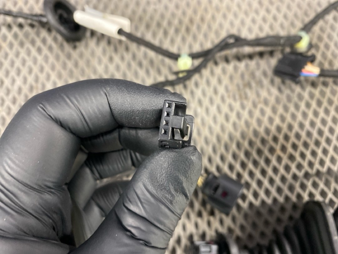 Проводка двери, 731 рублей, Красноярск