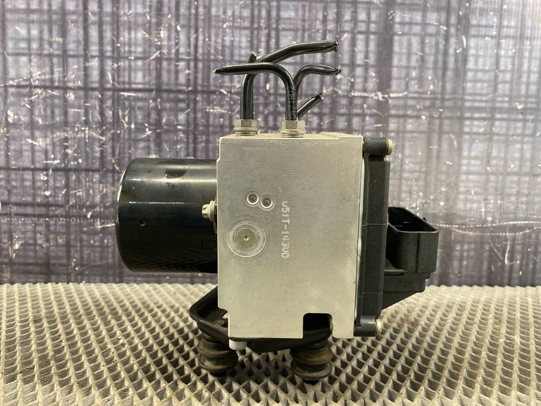 Блок ABS, 6902 рублей, Красноярск