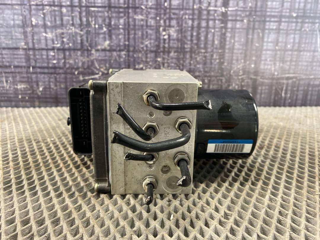 Блок ABS, 6902 рублей, Красноярск