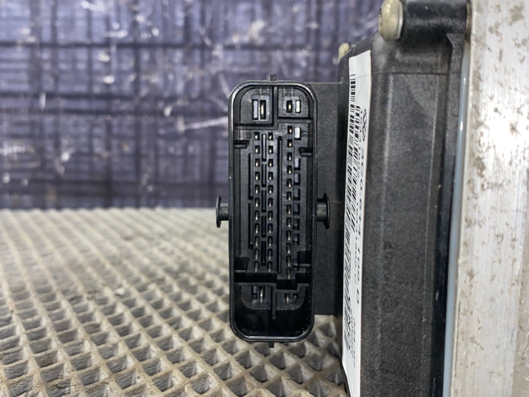 Блок ABS, 6902 рублей, Красноярск