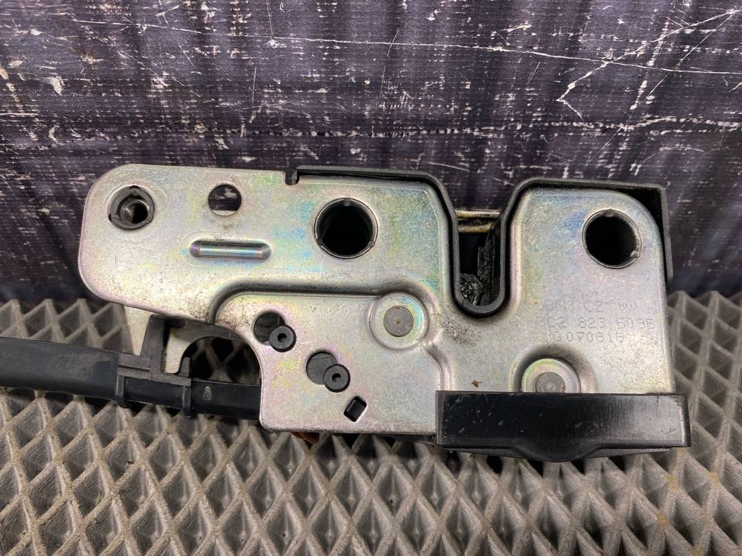 Замок капота, 1386 рублей, Красноярск