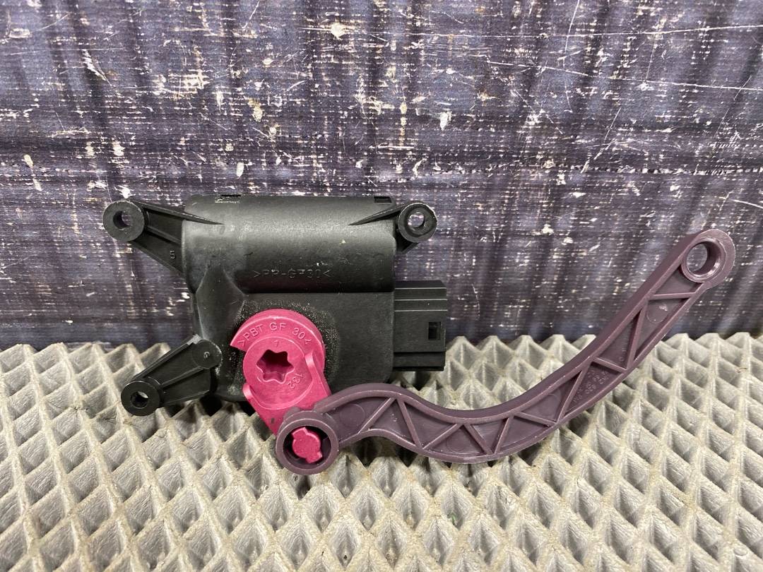 Мотор заслонки печки, 1250 рублей, Красноярск