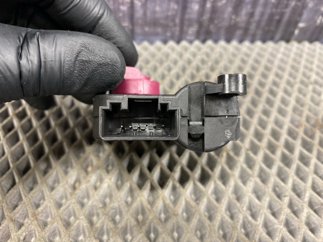 Мотор заслонки печки, 1250 рублей, Красноярск