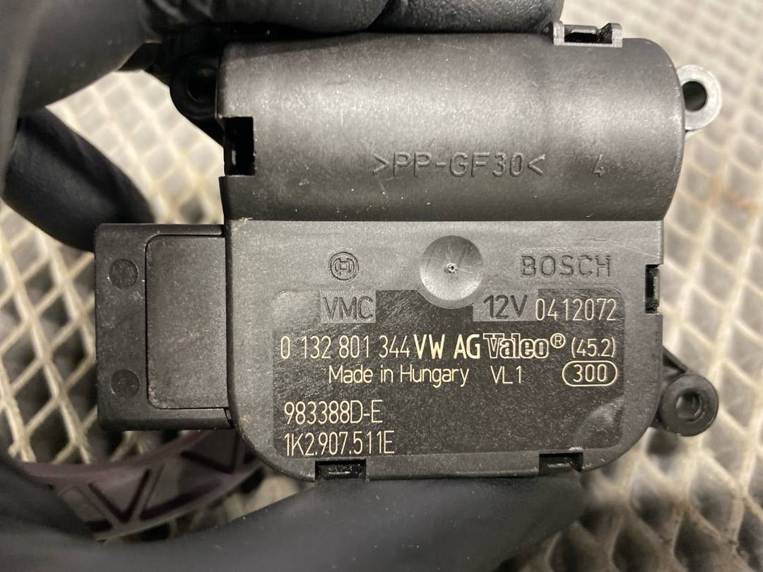 Мотор заслонки печки, 1250 рублей, Красноярск