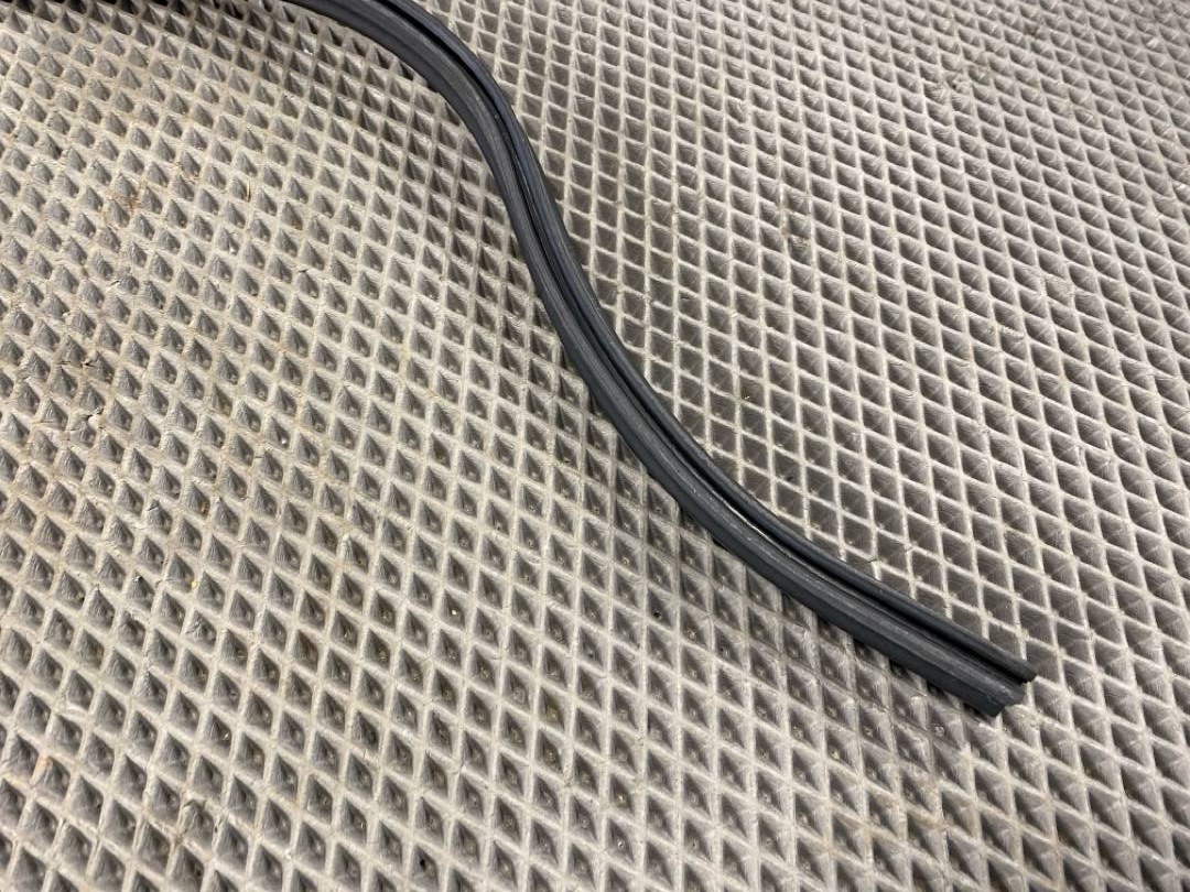 Подкапотный уплотнитель, 782 рублей, Красноярск