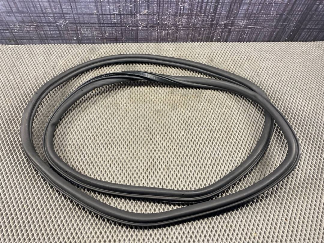 Уплотнитель крышки багажника, 1116 рублей, Красноярск