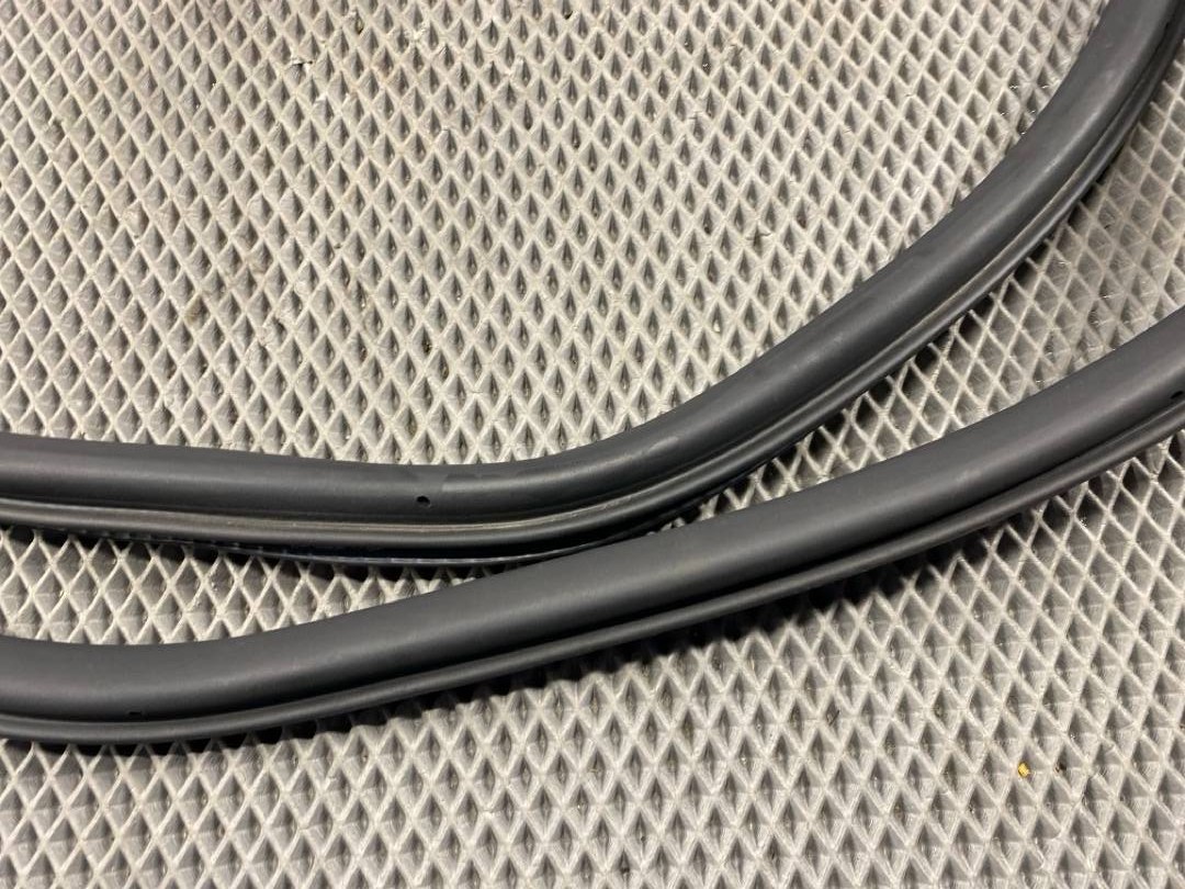 Уплотнитель крышки багажника, 1116 рублей, Красноярск