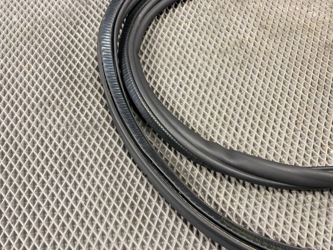 Уплотнитель крышки багажника, 1116 рублей, Красноярск