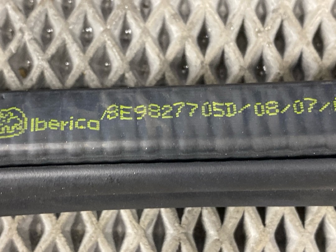 Уплотнитель крышки багажника, 1116 рублей, Красноярск