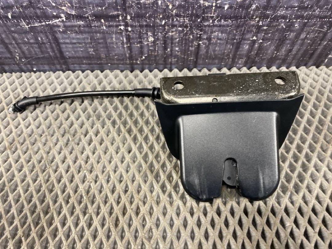 Замок крышки багажника, 1422 рублей, Красноярск