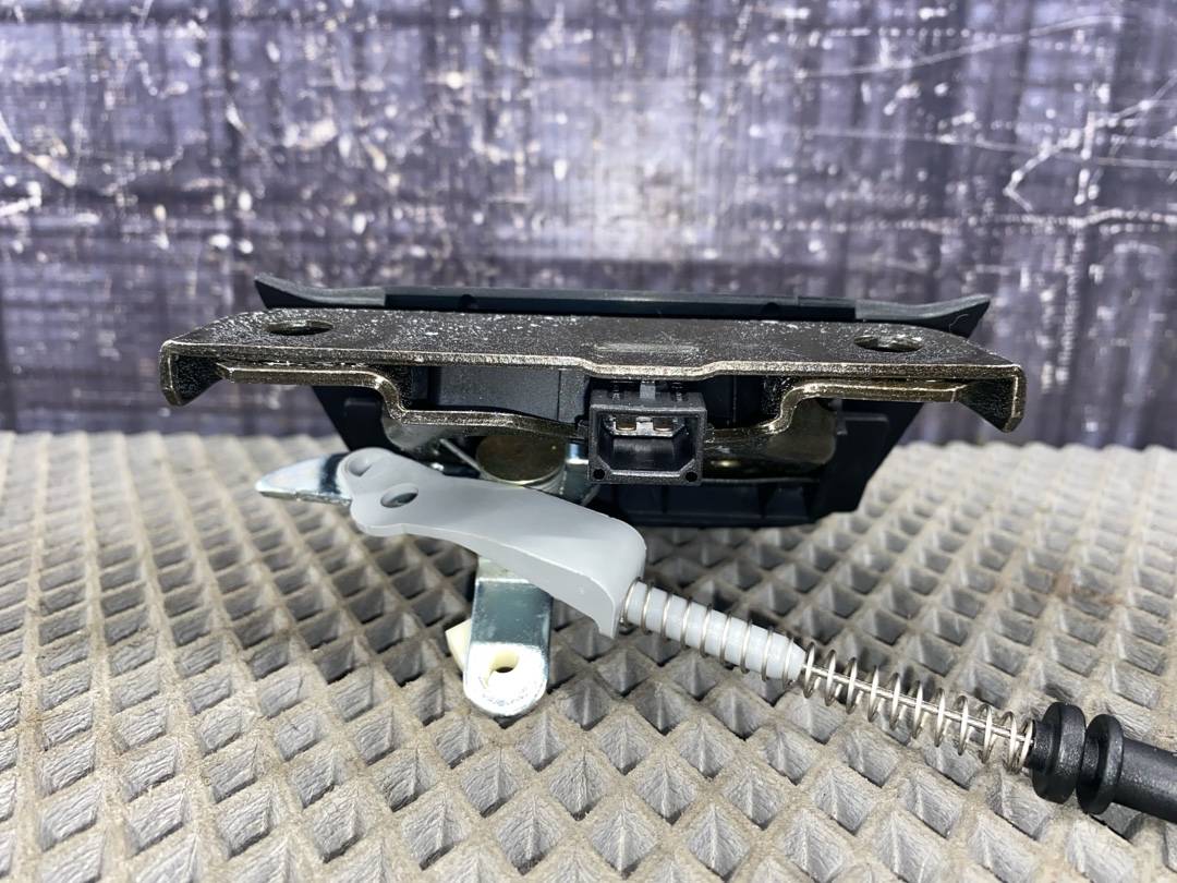 Замок крышки багажника, 1422 рублей, Красноярск