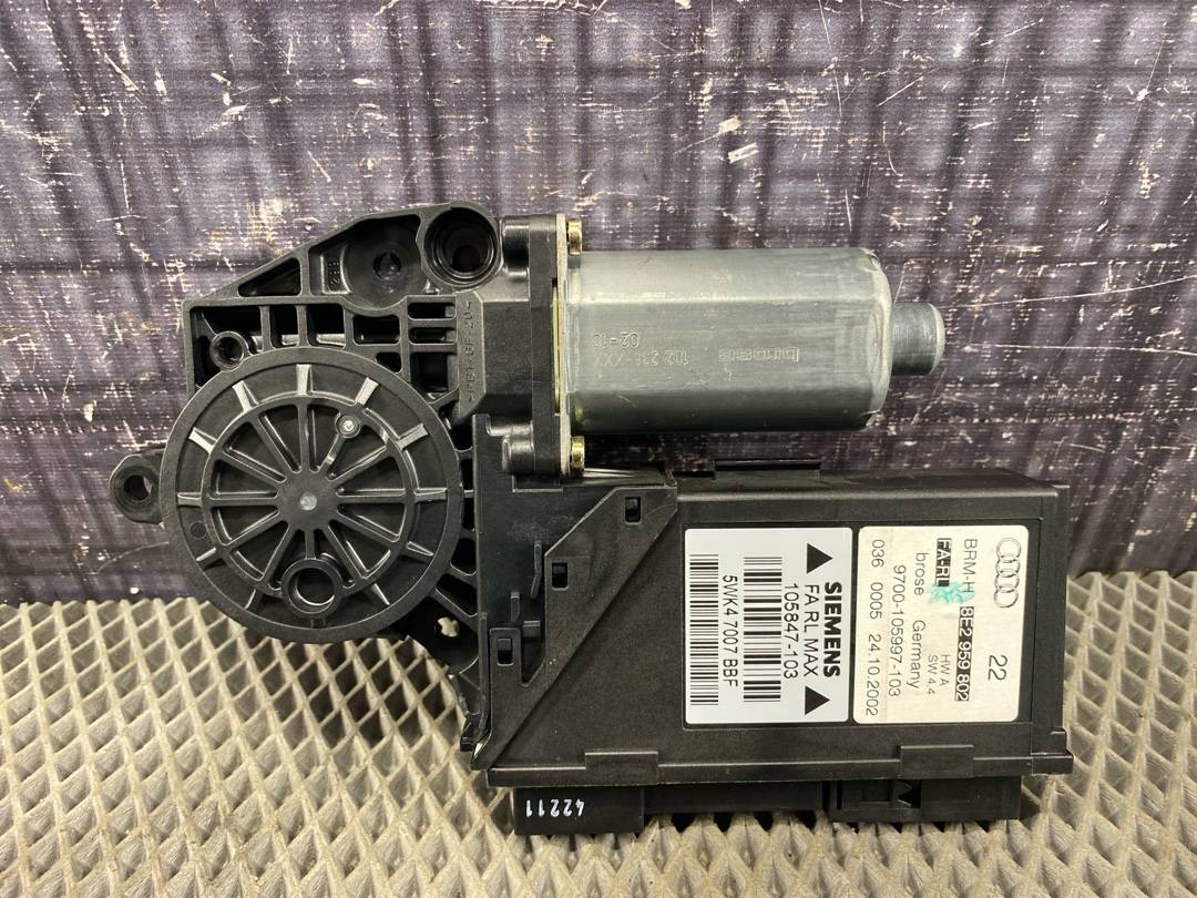 Мотор стеклоподъемника, 1284 рублей, Красноярск