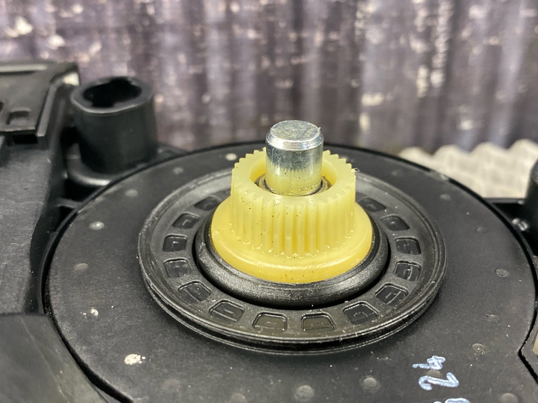 Мотор стеклоподъемника, 1284 рублей, Красноярск