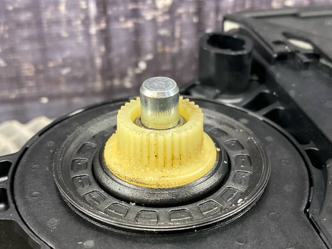 Мотор стеклоподъемника, 912 рублей, Красноярск