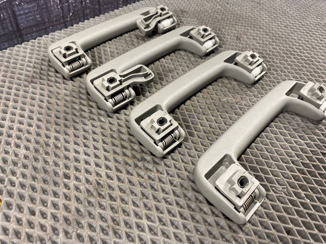 Потолочная ручка, 408 рублей, Красноярск