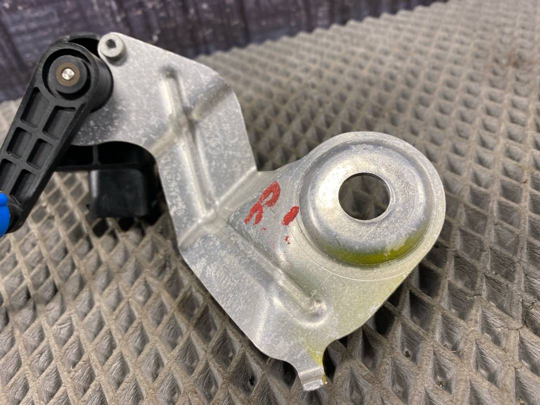 Датчик уровня подвески, 2616 рублей, Красноярск