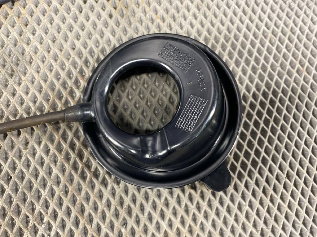 Лючок бензобака, 696 рублей, Красноярск