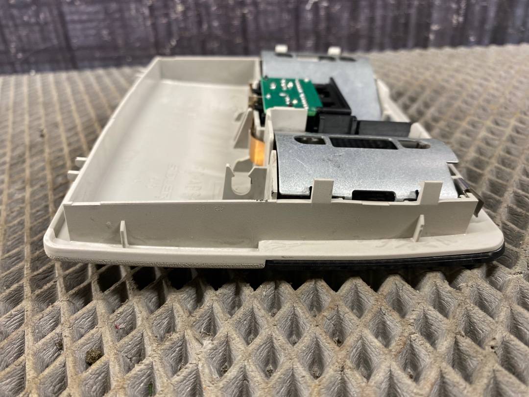 Плафон салона, 355 рублей, Красноярск