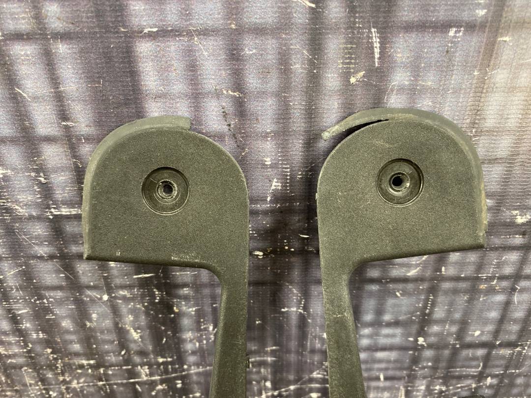 Пластик крышки багажника, 340 рублей, Красноярск