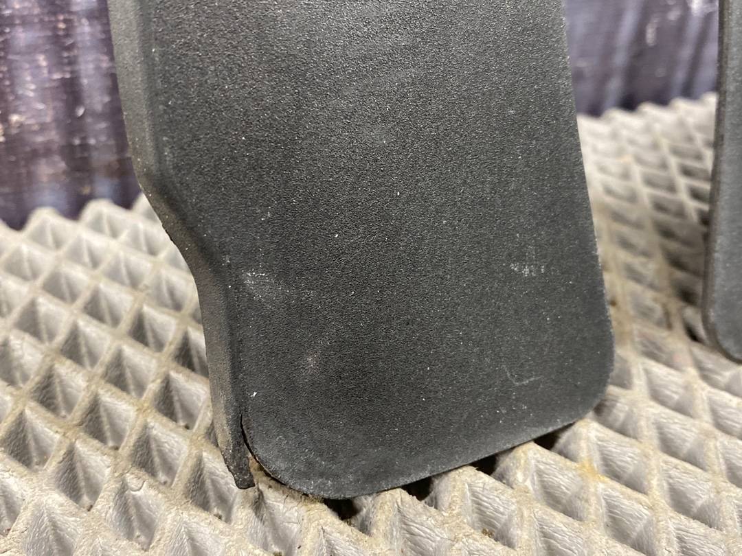 Пластик крышки багажника, 340 рублей, Красноярск