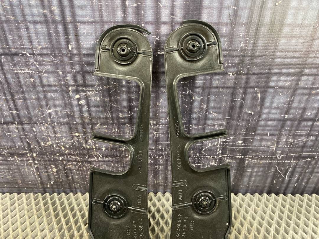 Пластик крышки багажника, 340 рублей, Красноярск