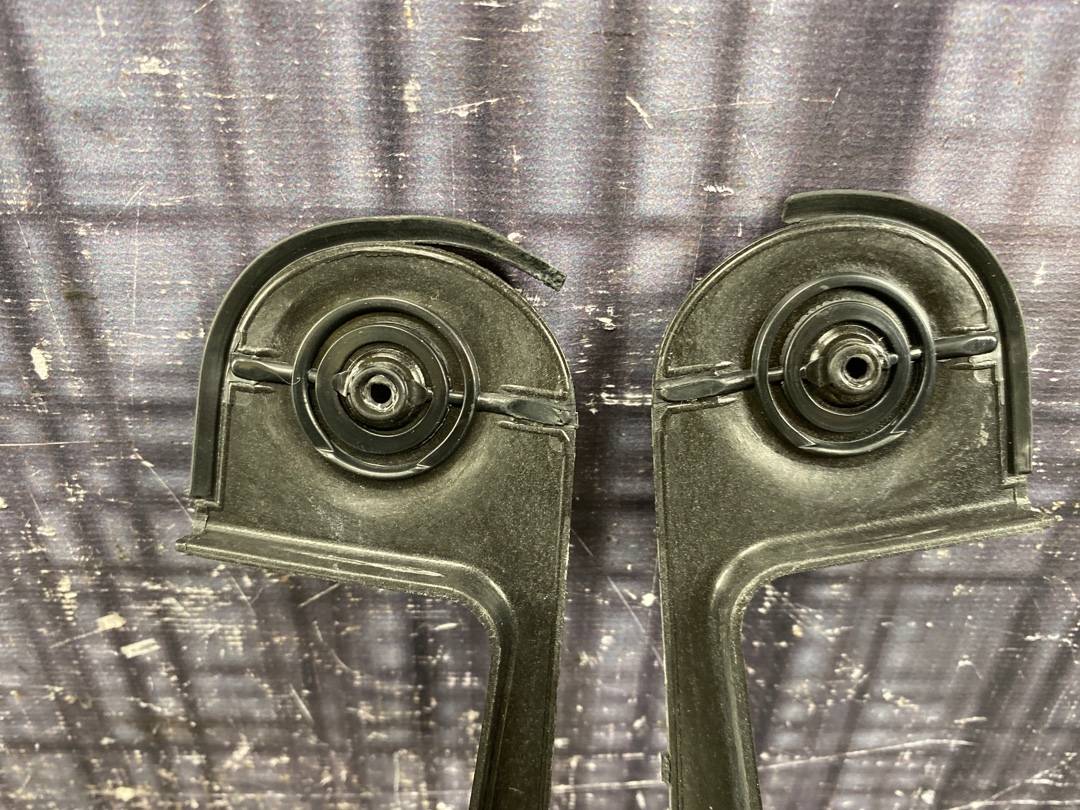 Пластик крышки багажника, 340 рублей, Красноярск