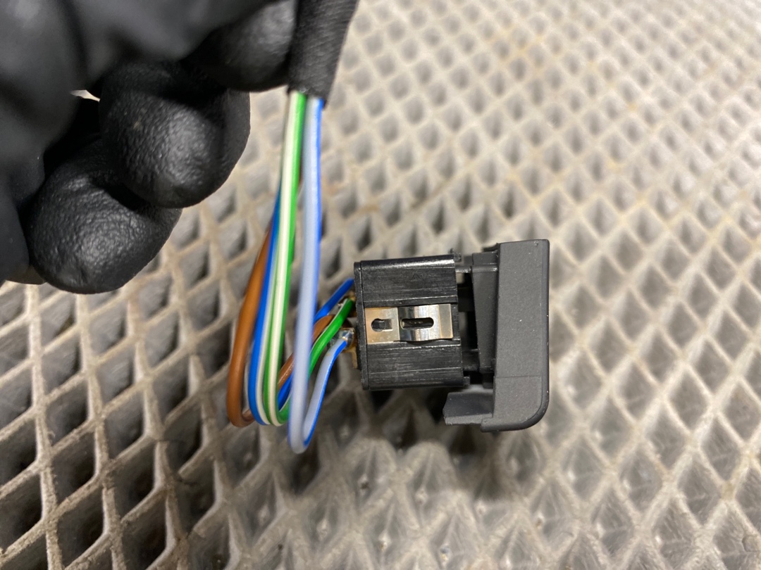 Кнопка центрального замка, 355 рублей, Красноярск