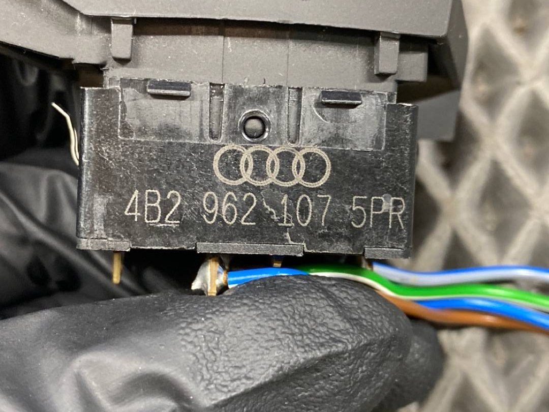 Кнопка центрального замка, 355 рублей, Красноярск