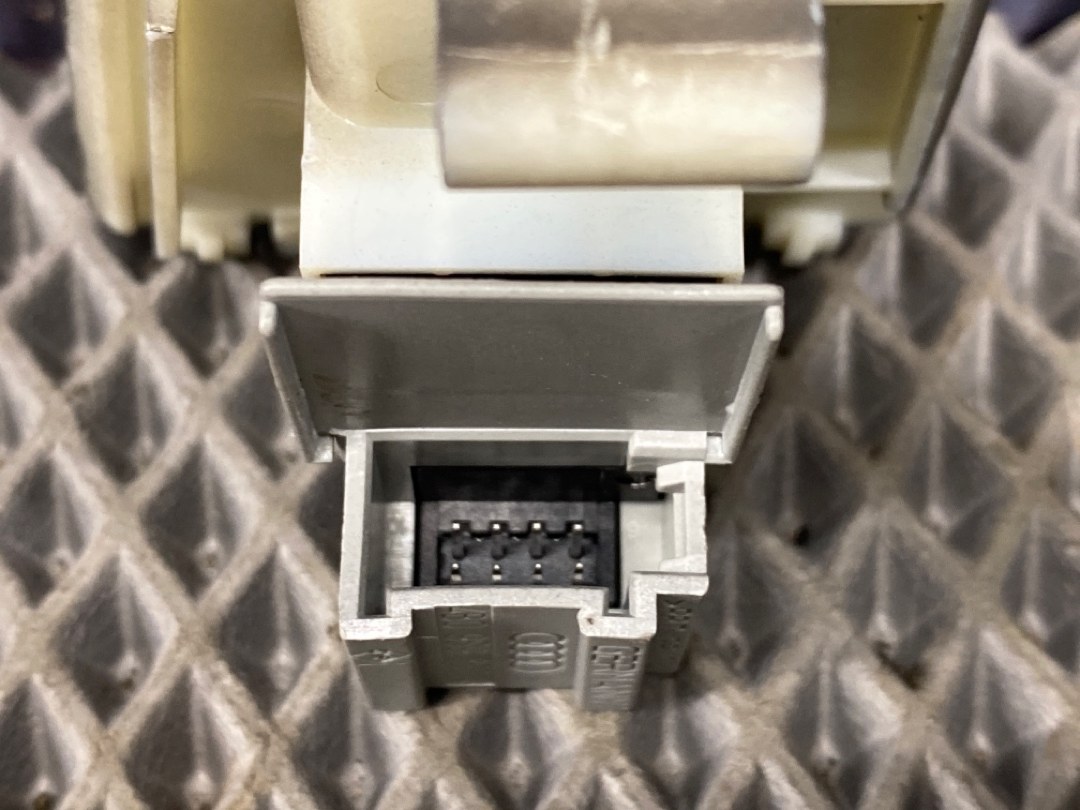 Кнопка стеклоподъемника, 285 рублей, Красноярск