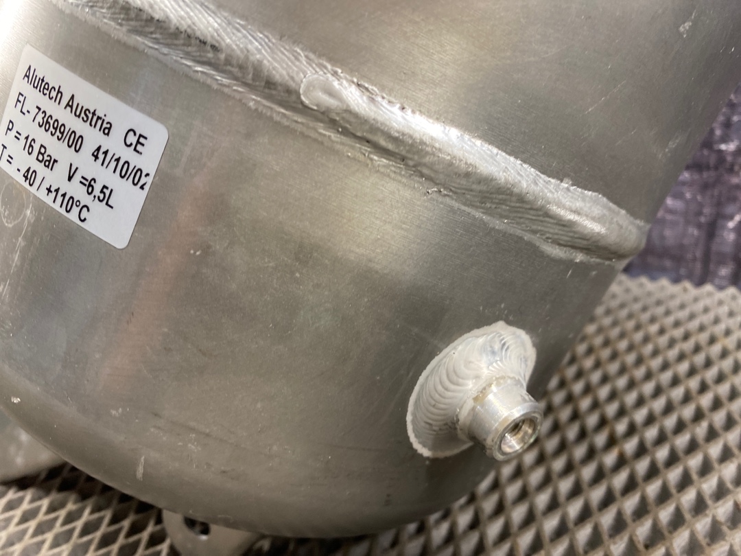 Ресивер пневмоподвески, 780 рублей, Красноярск