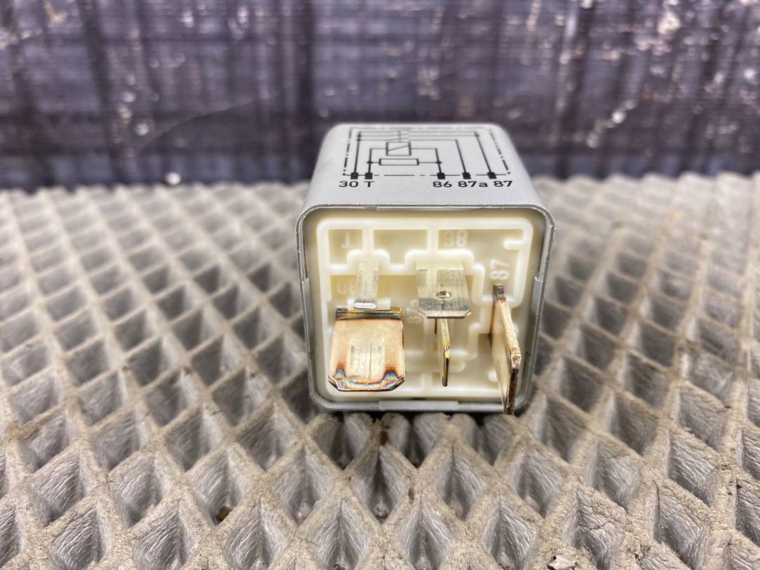 Реле топливного насоса, 320 рублей, Красноярск