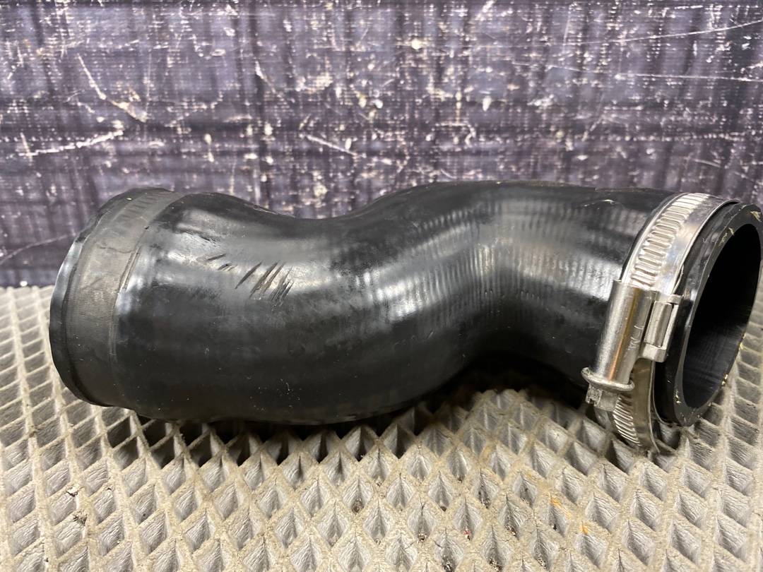 Патрубок интеркуллера, 300 рублей, Красноярск