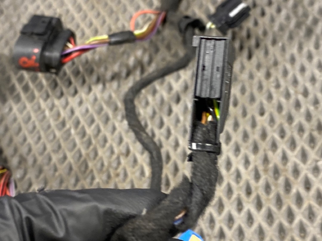 Проводка двери, 770 рублей, Красноярск