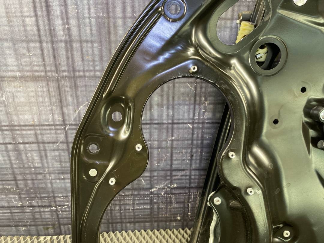 Стеклоподъемник, 3860 рублей, Красноярск