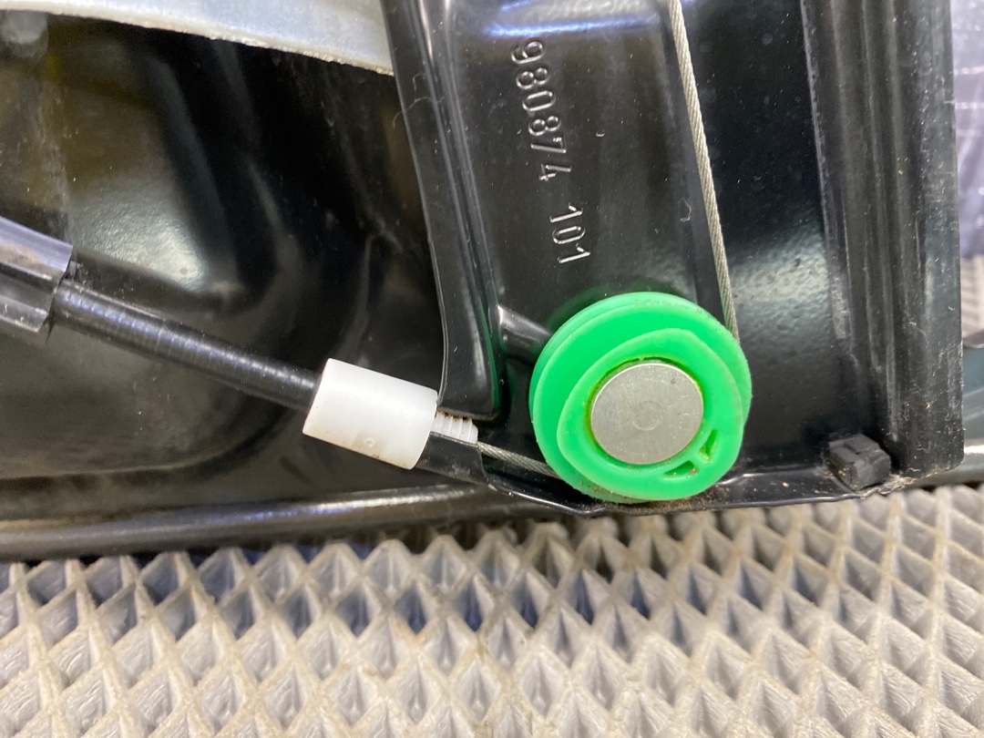 Стеклоподъемник, 3860 рублей, Красноярск