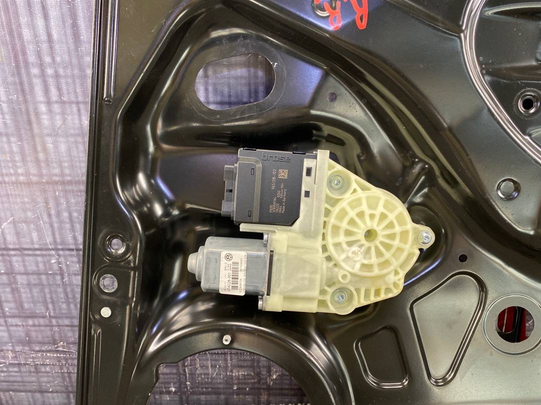 Стеклоподъемник, 3120 рублей, Красноярск