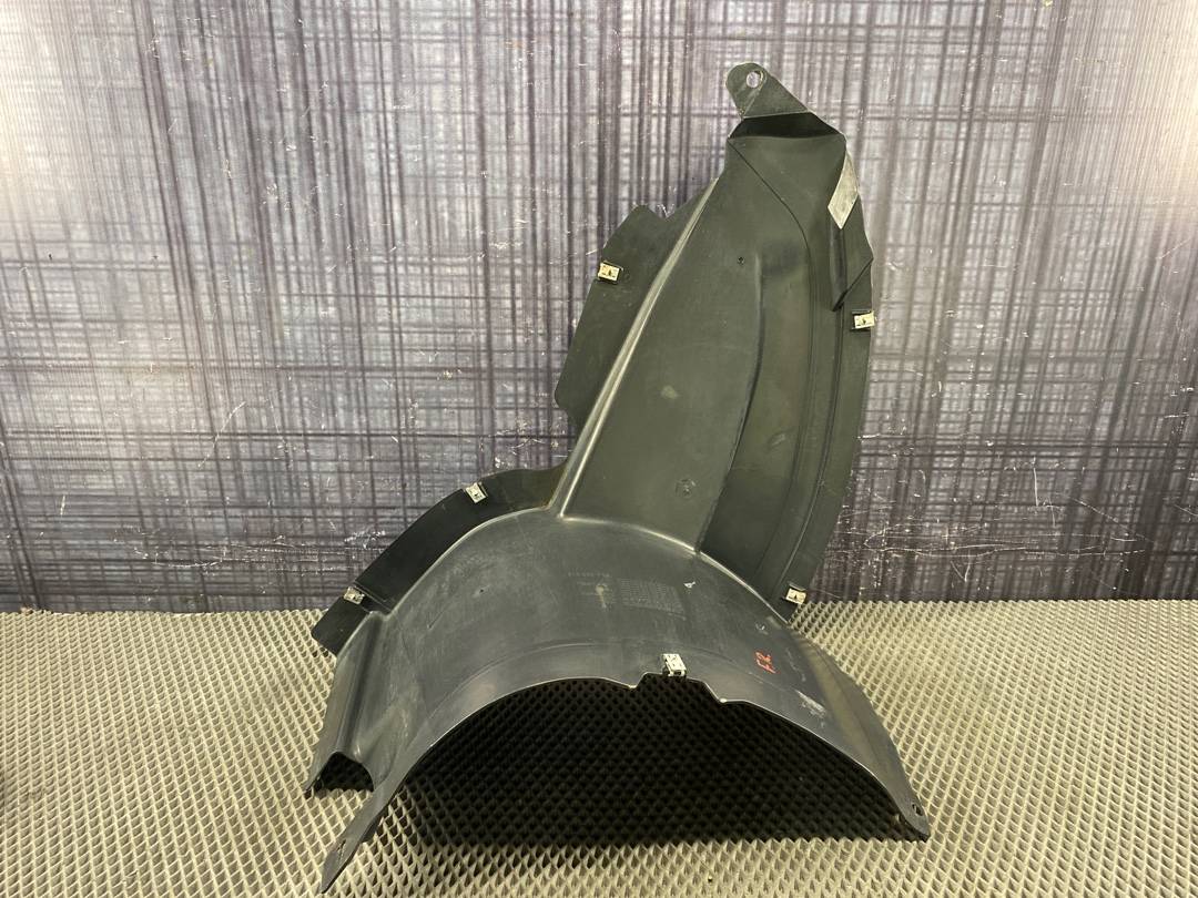 Подкрылок, 2470 рублей, Красноярск