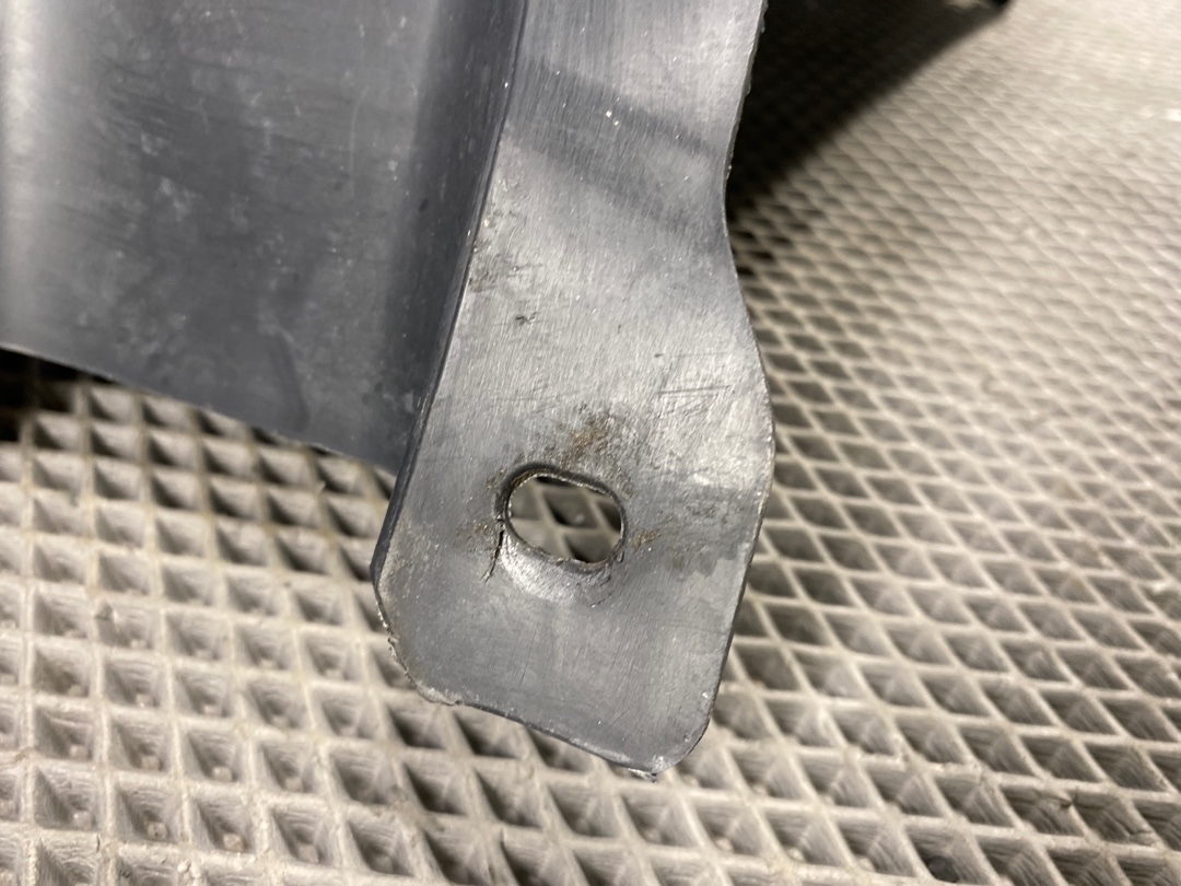 Подкрылок, 2470 рублей, Красноярск