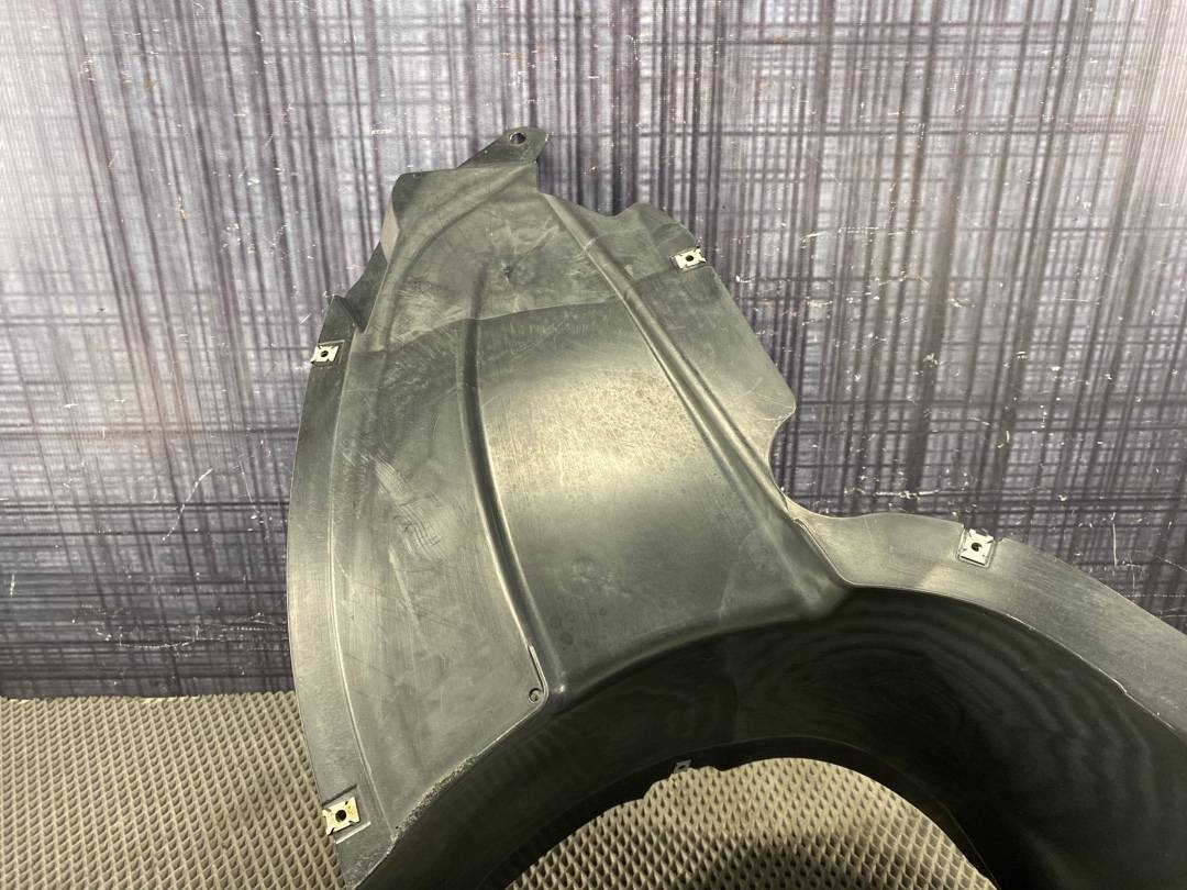 Подкрылок, 2470 рублей, Красноярск