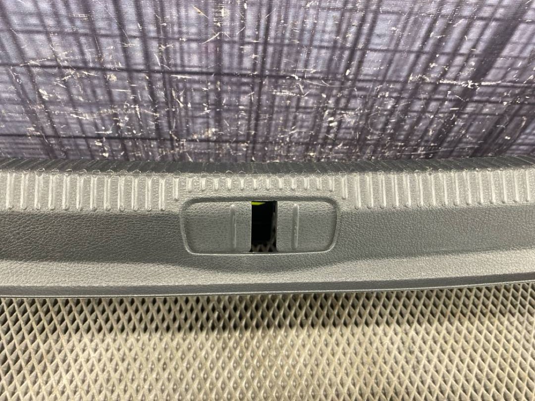 Пластик багажника, 1230 рублей, Красноярск