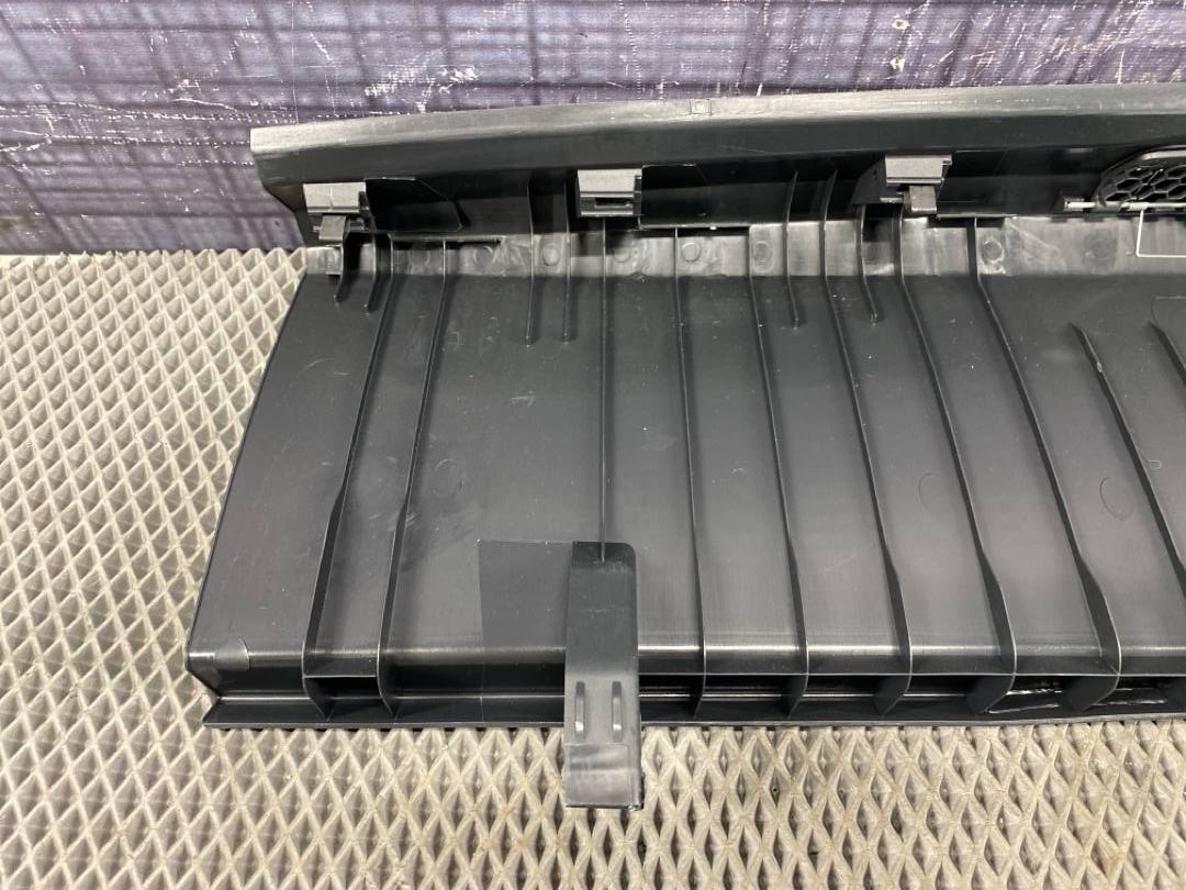 Пластик багажника, 1230 рублей, Красноярск