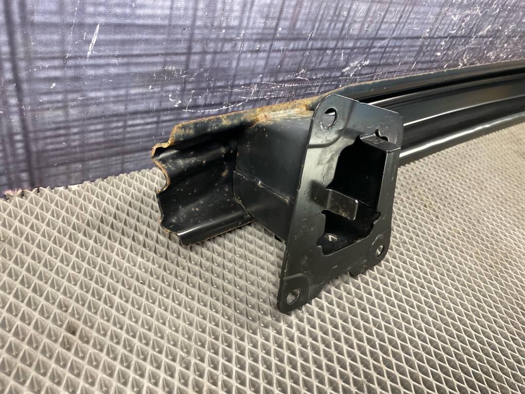 Усилитель бампера, 1880 рублей, Красноярск