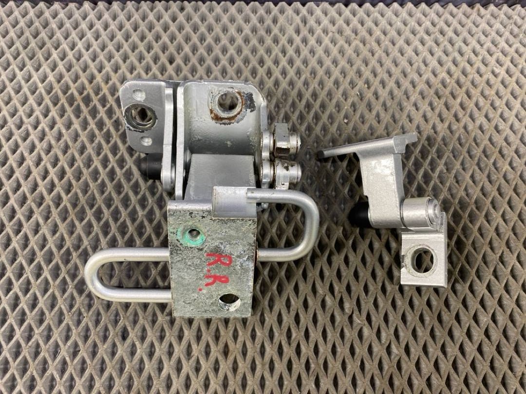 Петля двери, 1940 рублей, Красноярск