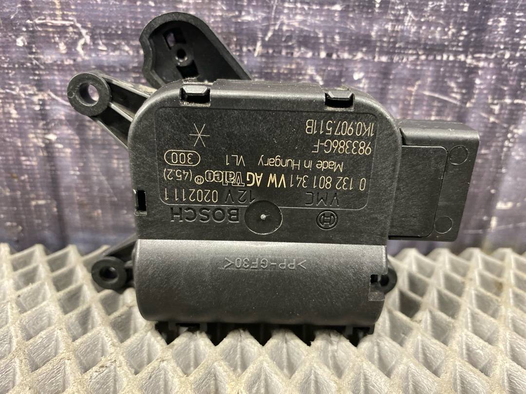 Мотор заслонки печки, 1470 рублей, Красноярск