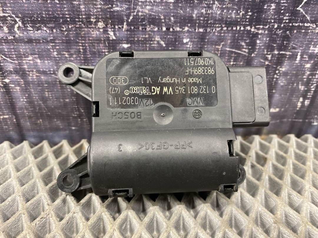 Мотор заслонки печки, 1470 рублей, Красноярск