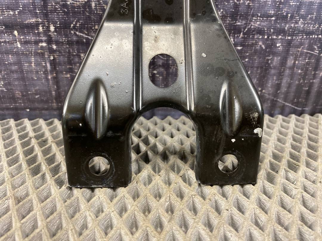 Кронштейн замка капота, 870 рублей, Красноярск